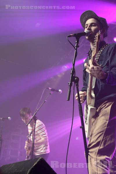 BLACK LIPS - 2010-05-26 - PARIS - La Machine (du Moulin Rouge) - Cole Alexander - Jared Swilley